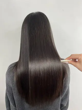 ロング カラー 𝙃𝘼𝙍𝙐🎀 韓国×エクステのヘアスタイル