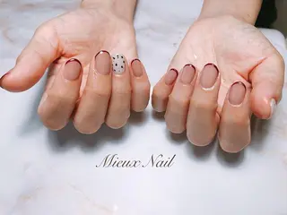 ネイル 市川 麻衣子のネイルデザイン