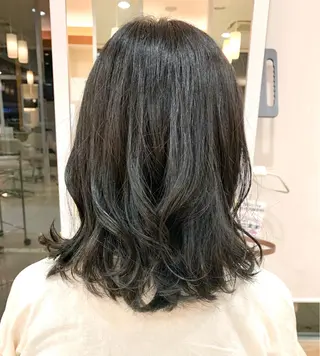 ミディアム 田中 美有のヘアスタイル