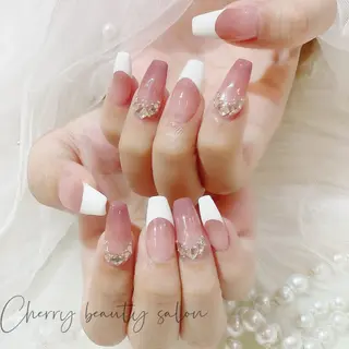 ネイル SAKURA 🍒のネイルデザイン