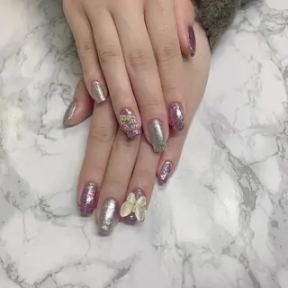 ネイル はな💎ネイル ワンホン、長さ出しのネイルデザイン