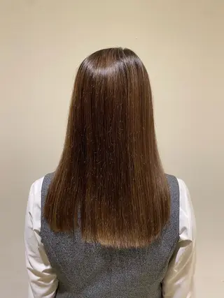 ロング 高本 明日香のヘアスタイル