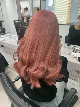 ロング カラー FRAME+spa&hair roomなんば駅前店所属・🌸MAYU🌸 ハイトーン➕レイヤーのヘアスタイル