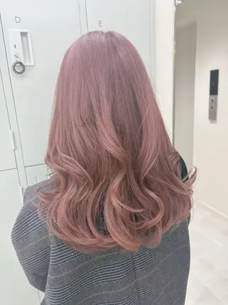 ロング カラー NaVIユウジ ブリーチカラーのヘアスタイル