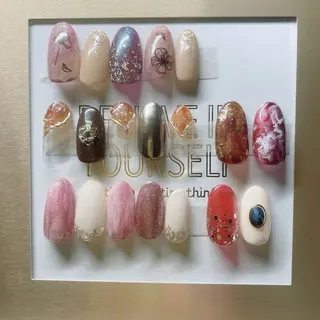 ネイル SUN&MOON所属・SUN&MOON REOのネイルデザイン