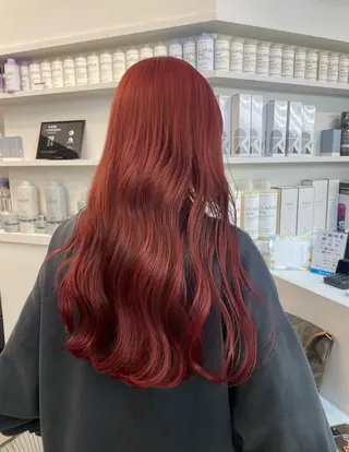 ロング カラー PELE所属・盛れる💖ミルクティ ー💍🎀yuiのヘアスタイル