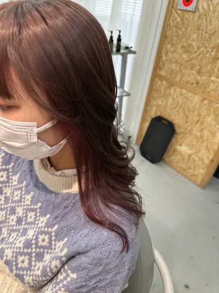 セミロング カラー 松本 莉央のヘアスタイル