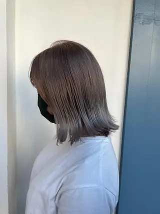 ミディアム 柳井 瑠菜のヘアスタイル