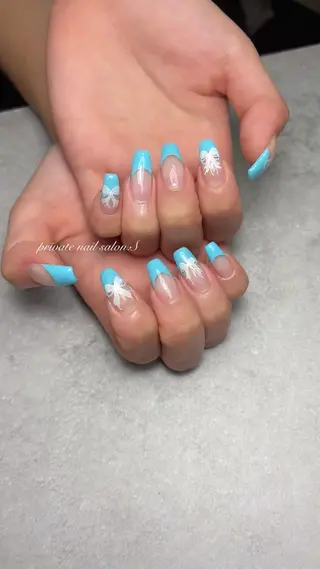 ネイル 関山 志乃のネイルデザイン