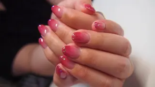 ネイル Blushオーナー Shiinaのネイルデザイン