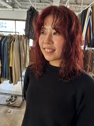 ミディアム カラー Hayashi Shioriのヘアスタイル