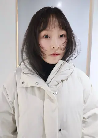 セミロング groovy所属・学芸大学 /ボブ SaKuraのヘアスタイル