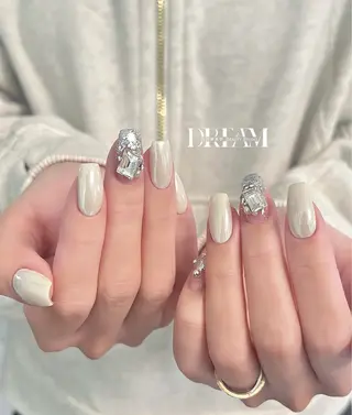 ネイル Dola Nail ユキンイのネイルデザイン