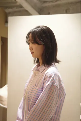 ミディアム 未 来カットモデル無料のヘアスタイル