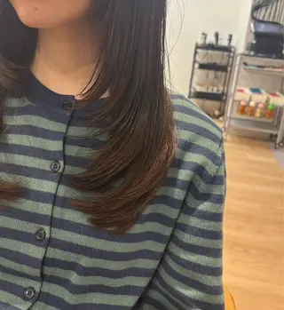 セミロング 金山/栄 伊藤菜々夏のヘアスタイル