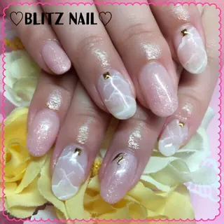 ネイル BLITZ Nail 岩田💅🏻✨のネイルデザイン