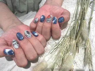 ミディアム m kaori𓃟のネイルデザイン