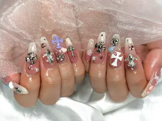 ネイル Roi〈ロワ〉 Akariのネイルデザイン