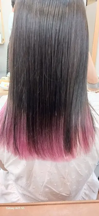 セミロング ネオヘアー緑地公園所属・まつい ななえのヘアスタイル