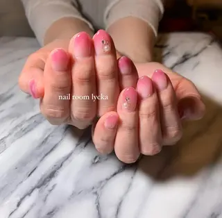 ネイル ﾈｲﾙﾙｰﾑﾘｯｶ 𝐦𝐚𝐲𝐮のネイルデザイン