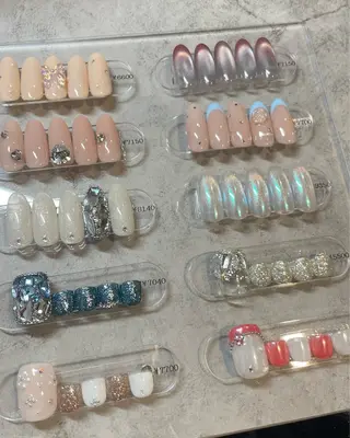 ネイル Ravlu所属・アラカキ アンジュのネイルデザイン