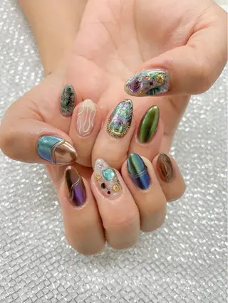 ネイル Hisaka Mikiのネイルデザイン