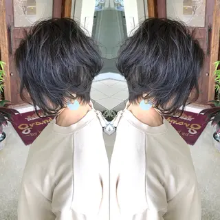 ショート カラー grand juteのヘアスタイル