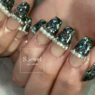 ネイル S♡JEWEL所属・S. JEWELのネイルデザイン