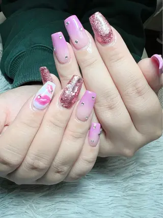 ネイル シェヌネイル JURAのネイルデザイン