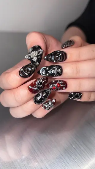 ネイル 👽個性派ネイル🎀 komachiのマツエク・マツパデザイン