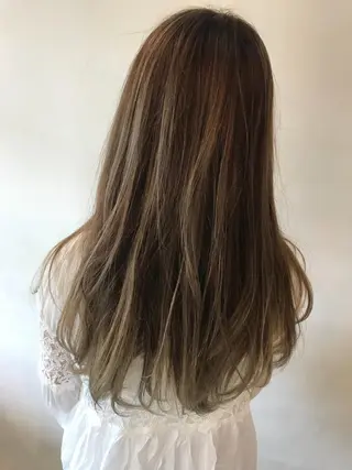 ロング カラー celeste福岡天神店所属・CELESTE天神 木島智明のヘアスタイル