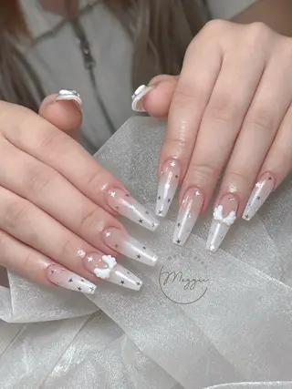 ネイル Maggie Nail🦩のネイルデザイン