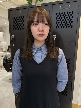 ミディアム sliver siki・ayanaのヘアスタイル