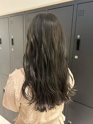 ロング カラー 暗髪カラー🫐パーマ おくだりんかのヘアスタイル