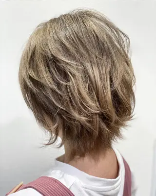 ショート カラー 💎大人ハイライト 💎上杉一也💎のヘアスタイル