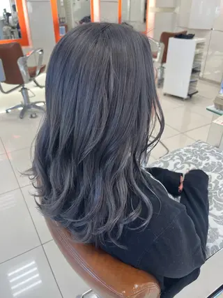 ミディアム カラー 下四日市 翠のヘアスタイル