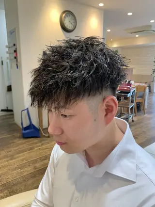 ショート パーマ メンズ NEUER BARBER所属・柏木 美優のヘアスタイル