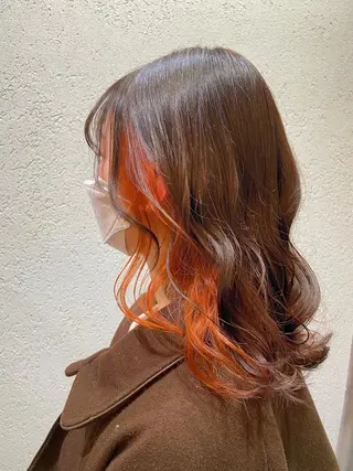 ロング カラー ノイシキ サキのヘアスタイル