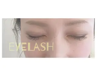 マツエク・マツパ hyochi所属・久井 由香のヘアスタイル