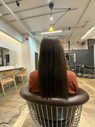 ロング カラー ヘアアレンジ THREE STAND所属・沖部 蓮のヘアスタイル