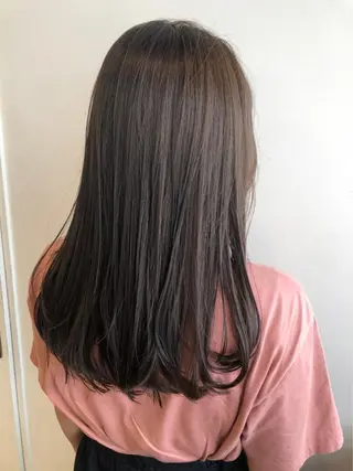 セミロング RYOMA/ 似合わせ🎧🤍のヘアスタイル