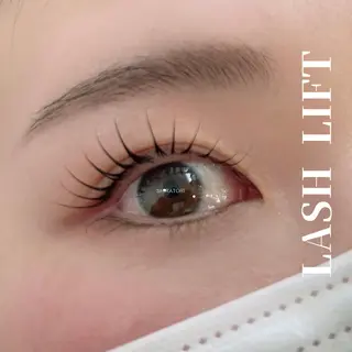 マツエク・マツパ ヘアアンドステ  シラトリ所属・シラトリ カヨのマツエク・マツパデザイン