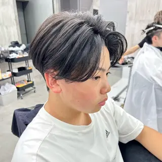 メンズ tidasmile /カラー/カットのヘアスタイル