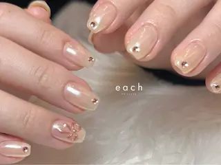 ネイル 𝐞𝐚𝐜𝐡 nanami🩰のネイルデザイン