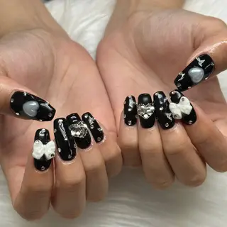 ネイル Ada立川店🫧宮田 美桜のネイルデザイン