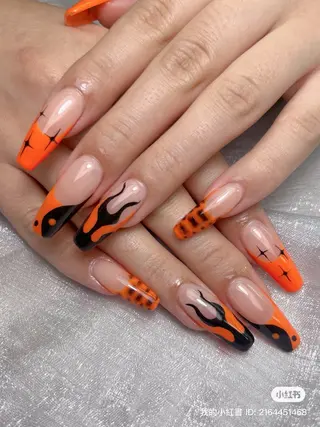 ネイル lucky nail 歌舞伎町のネイルデザイン