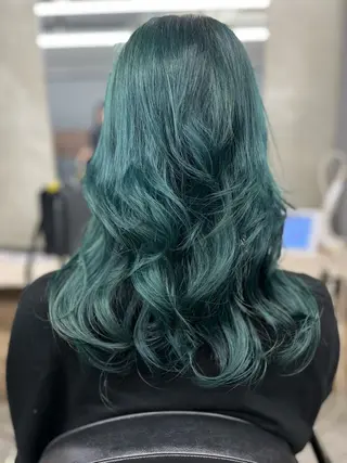 ロング カラー 🐈‍⬛多系統🕶 tsubura🖤のヘアスタイル