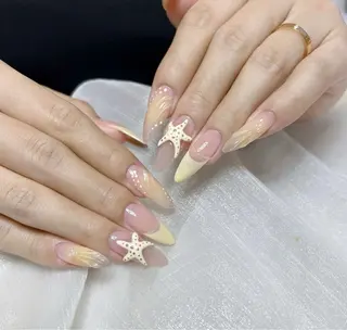 カラー AIN Nailのネイルデザイン