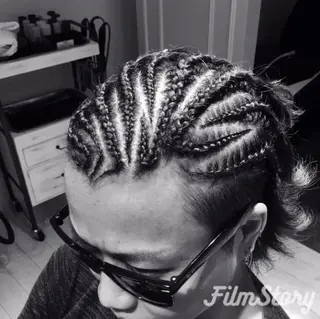 ミディアム DESIGNSALON LIA💎デザインサロン リア所属・レディース専用🌷咲 の垢抜けブリーチ部屋のヘアスタイル