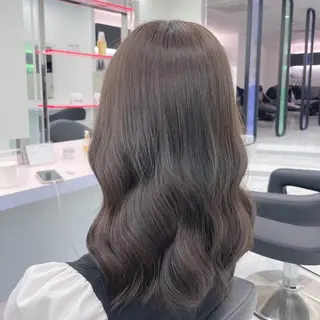 セミロング カラー レイヤー×透明感カラ ーHAYATOのヘアスタイル